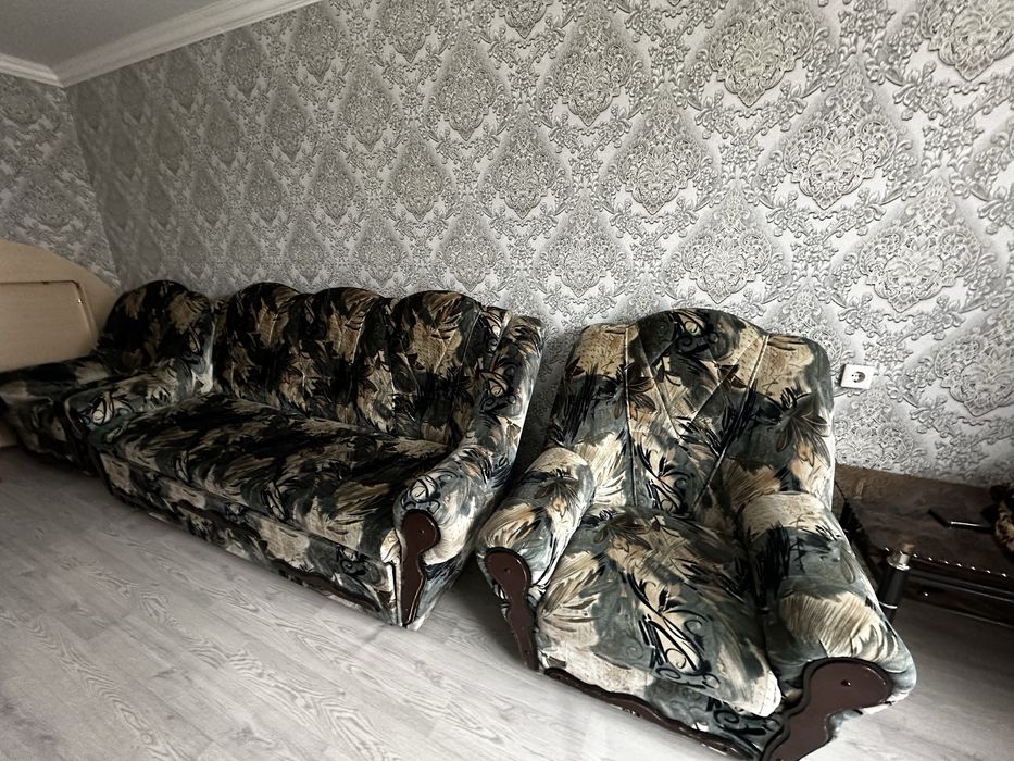 Продам мягкий уголок