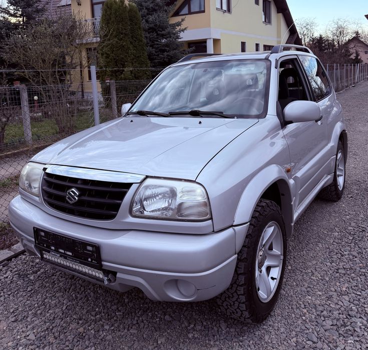 Suzuki Grand Vitara 1.6i 16V 4x4 Mic\Mare  *Recent adusa*