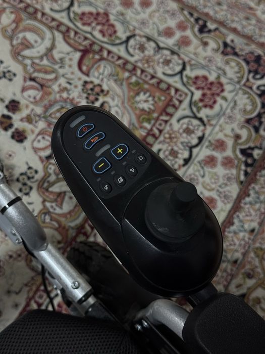 Инвалидное кресло электронное