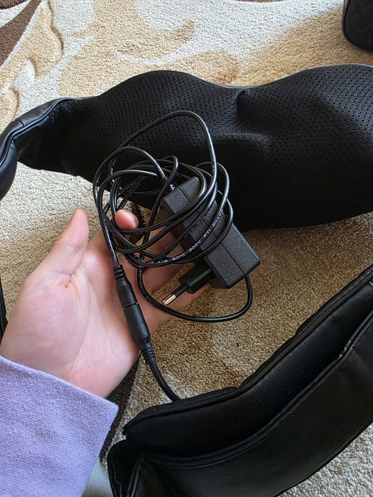 Aparat masaj pentru gat spate umeri abdomen