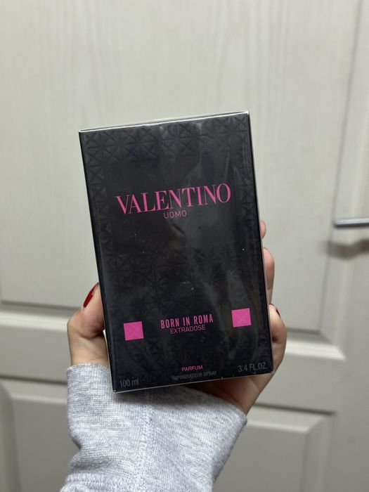 Valentino uomo born in roma extradose