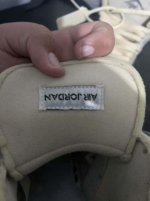 Air Jordan 4 Off-White