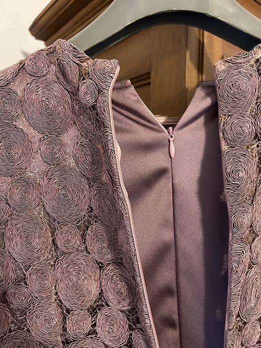 Rochie de gală din dantelă roz