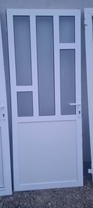 Uși termopan pvc si ferestre