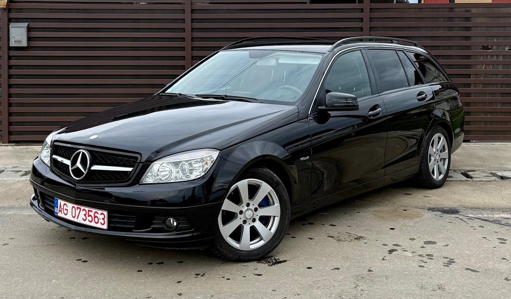 Mercedes C-class  C200 / Navi /