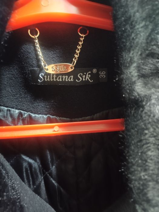 Sotiladi qishki qora palto.