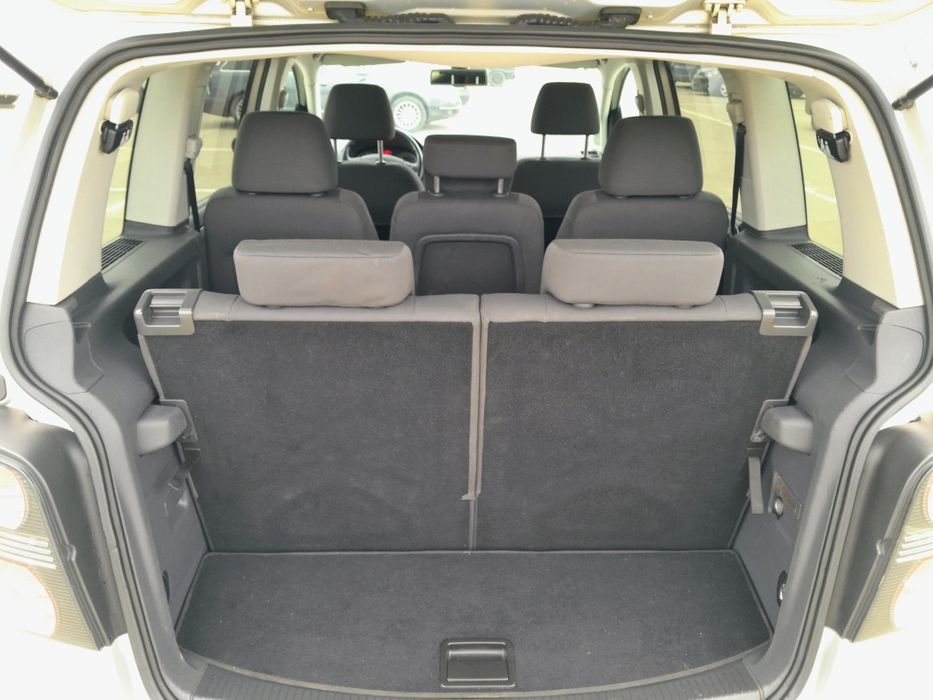 Volkswagen Touran Freestyle 7Locuri