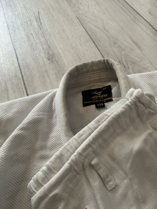 кимано для дзюдо дзюдоги