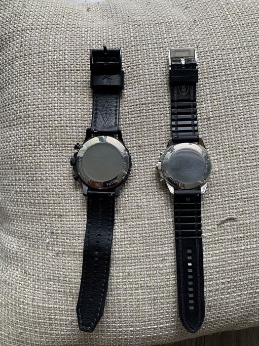 Часовник Fossil - Използвани малко в много добро.  Цена за брой - 50€