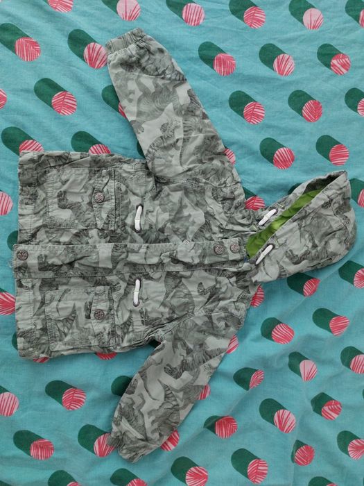 Vând geaca bumbac mărime 74