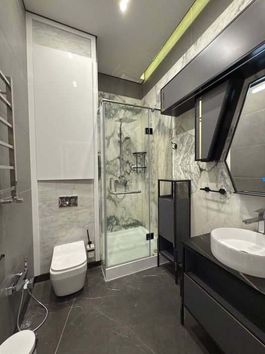 Квартира с современным ремонтом 2ком. 60м² с мебелью ор-р парк Тельман