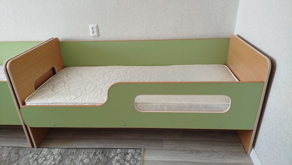 Продам детскую кровать.