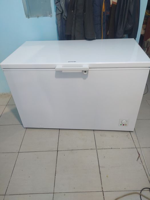 Продам морозилку