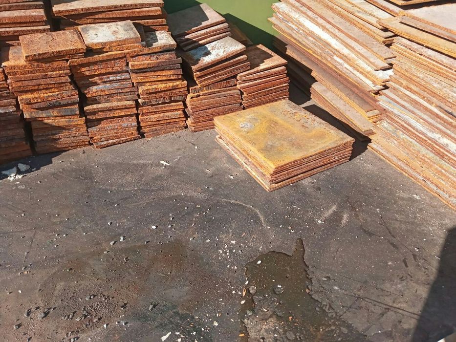 Закладные листы разные размеры и толщины. Цена за килограм 8500сум