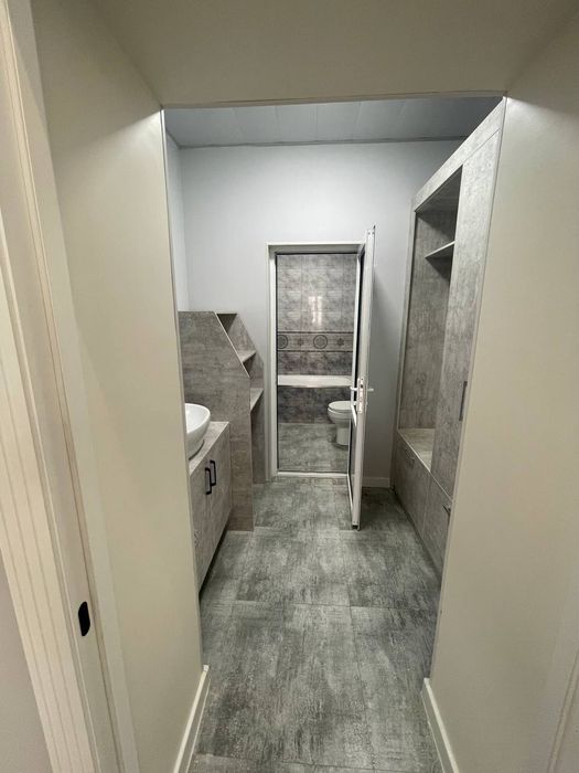 Продаётся ховли 6 соток 6 комнатная. Гор гаи