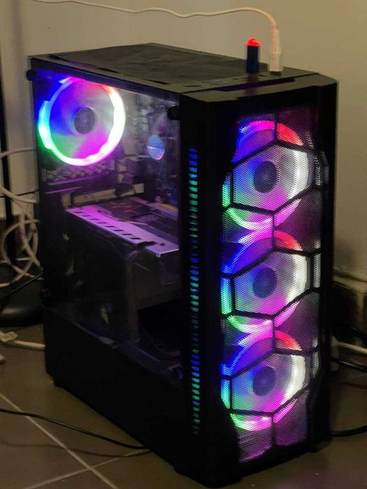 Vând calculator (i7 6700, rx 580 8gb)