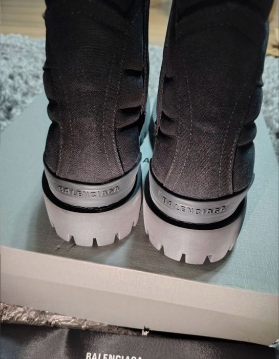 Balenciaga strike boot