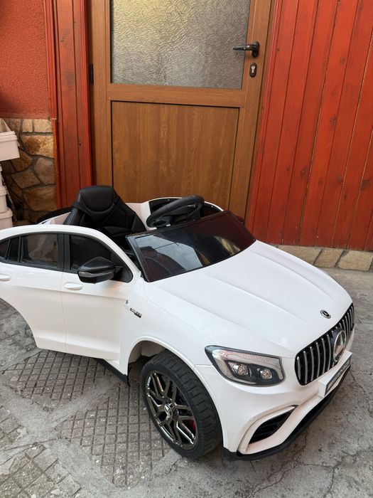 Акумулаторма кола Mercedes