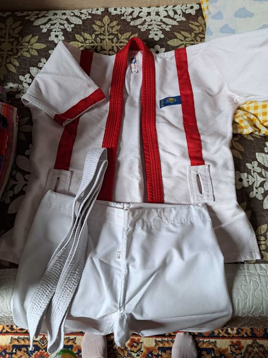 Продам кимано для Қазақ күресі + кожанная обувь