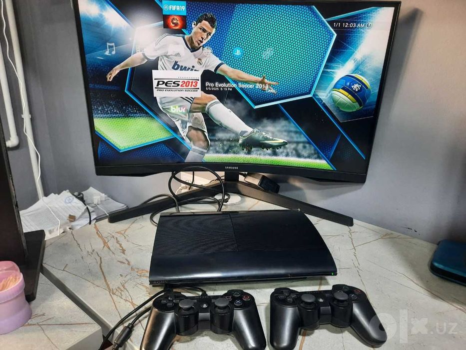 Sony PlayStation 3 Super Slim (CECH-4201A) + 15 игр + 1 геймпад