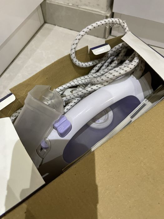 Продам утюг Braun