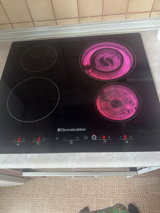 Продам плитка встроенная