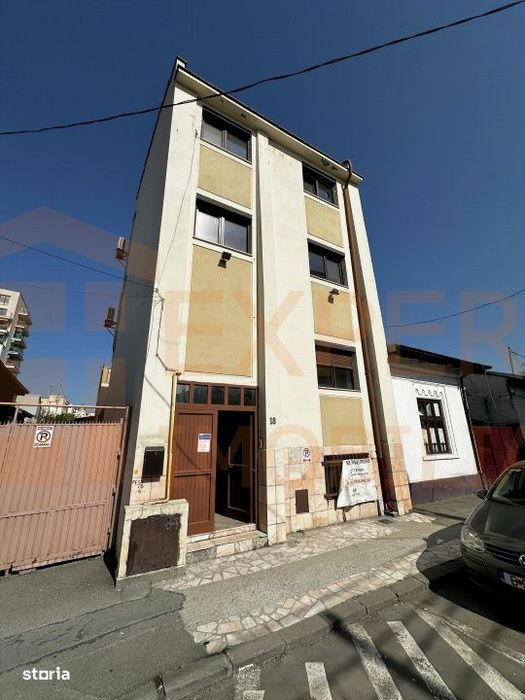 Oportunitate investitie – Casa 8 camere 13 Septembrie - Panduri