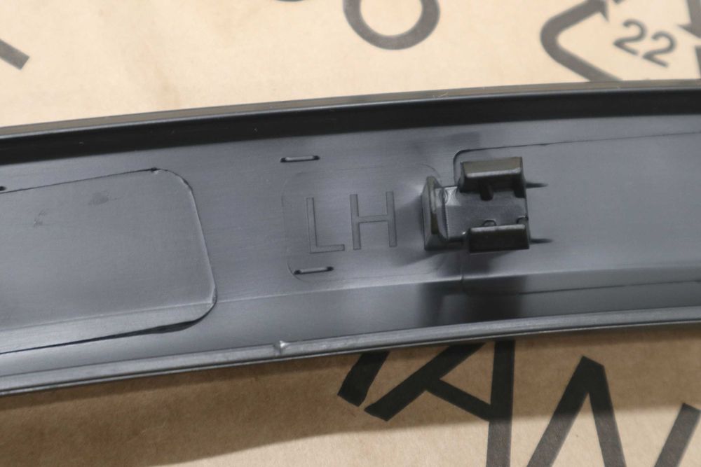 Чисто нова задна лява вежда калник Шкода Кодиак Skoda Kodiaq