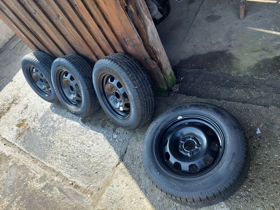 215 65 R16 M S Continental Roti Duster rezerve Noi 4 buc continental