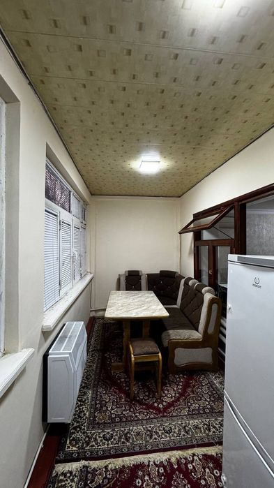 Продается 2х ком квартира на Гагарина 2 этаж кирпичный дом  6м веранда