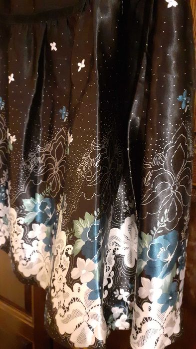 Разкошна сатенена макси пола