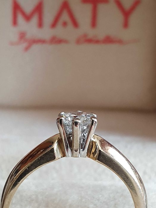 Solitaire logodna cu diamant natural 0,5ct