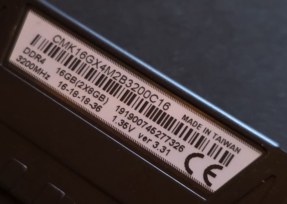 16GB RAM 3200MHz DDR4 Corsair