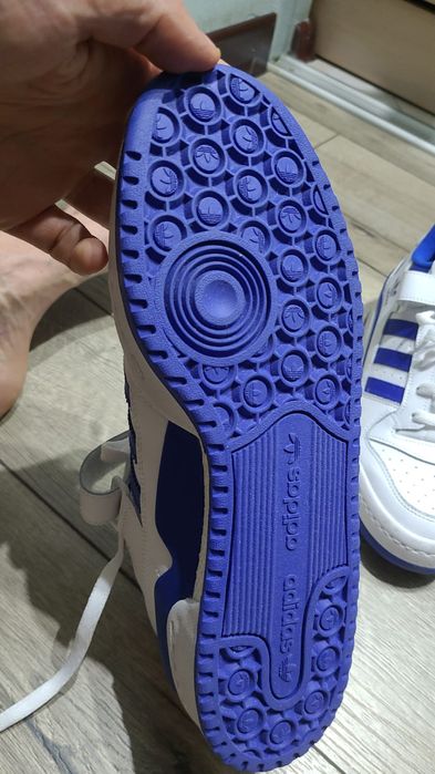 Кроссовки оригинал - Adidas