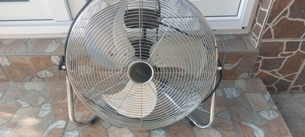 Ventilator de podea Qilive