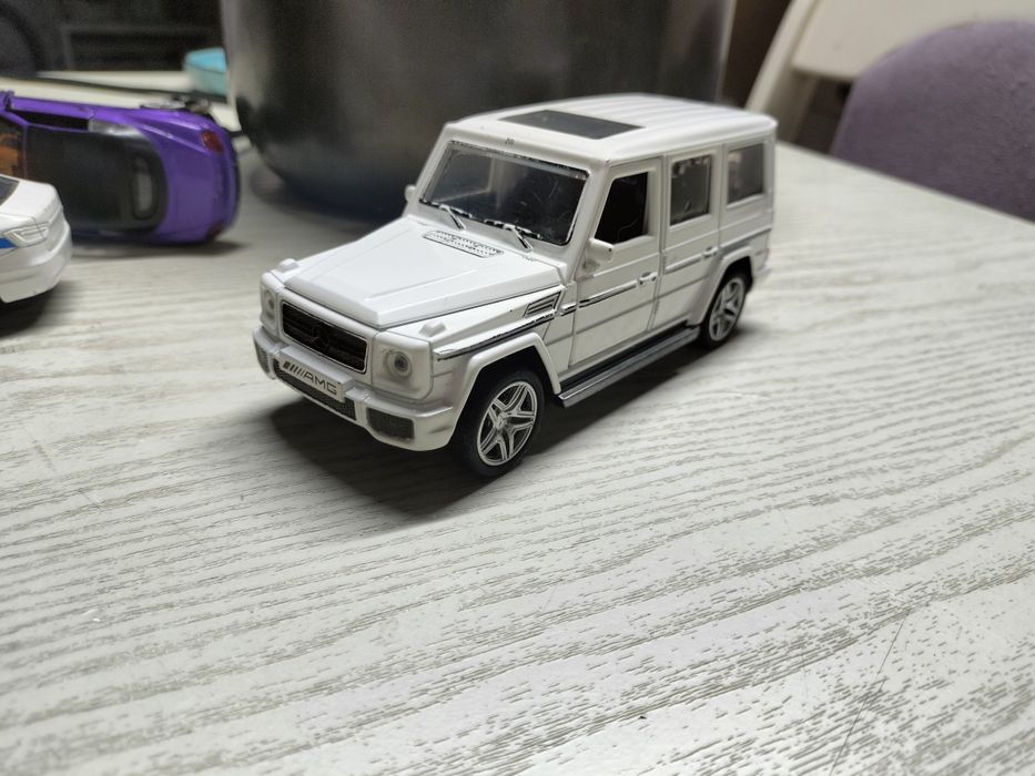 Продам игрушечные машинки