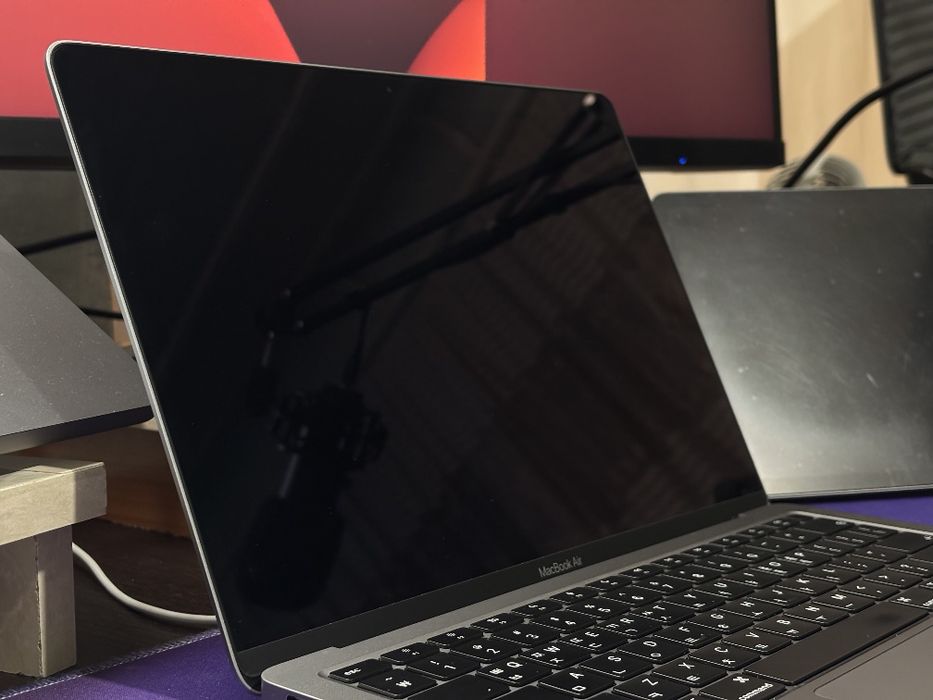 Macbook Air M1 8/256 full box