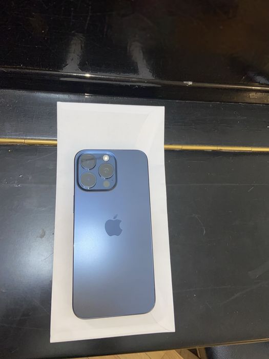 Vand Iphone 15 pro max blocat in icloud