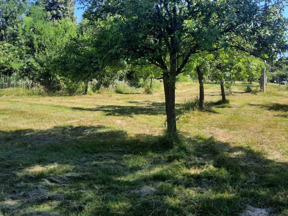 Продавам къща с имот