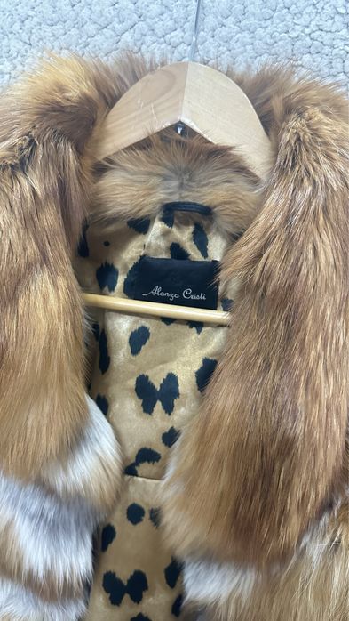 Полушубок лиса б/у 42-44 размер