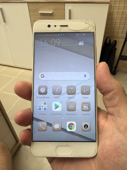 Huawei P10 4/64gb