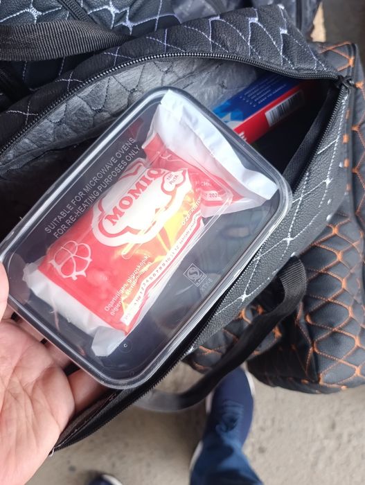 Aptechka nabor . Eco koja chexol Znak Agnushitel Apteckka nimcha