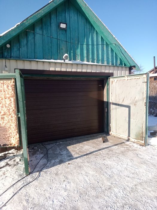 Продам гаражные ворота