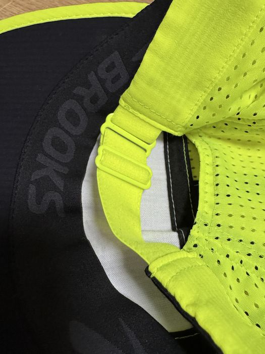 Brooks Propel Mesh Hat ICY шапка