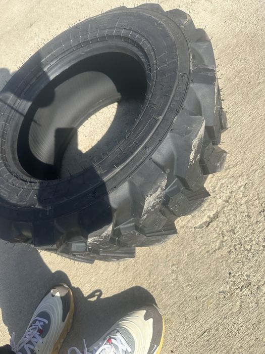 Anvelopã 1X Skid streer 10-16.5 BKT SKID POWER 10PR HD TL