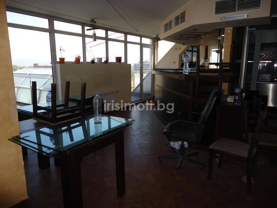 Дава се под наем Заведение в София, Център - 228 кв.м за 1368 € - Снимка #6