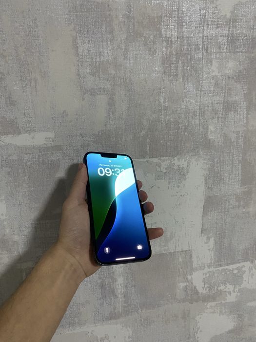 Продам Айфон 14 плюс 256гб