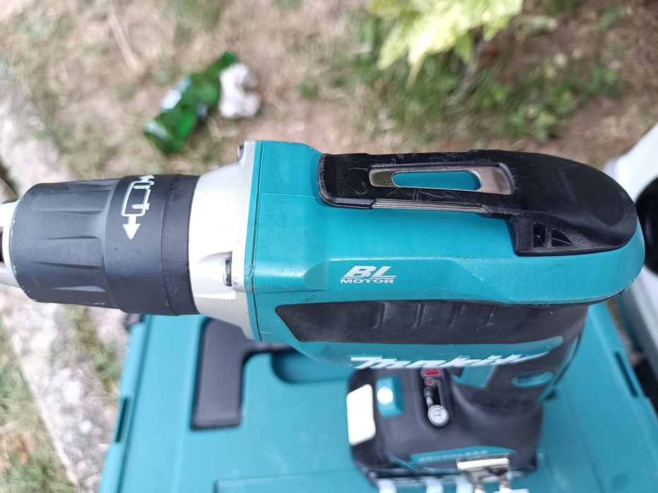 Оригинално Makita XSFO3