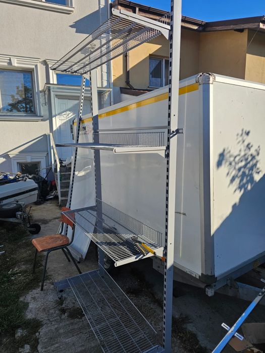 Rafturi metalice solide
