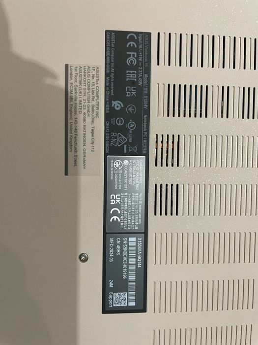 Лаптоп ASUS Vivobook 15 Core i3 13th Gen